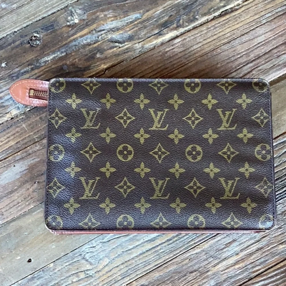 Louis Vuitton vintage monogram pochette homme clutch AUTHENTIC‎